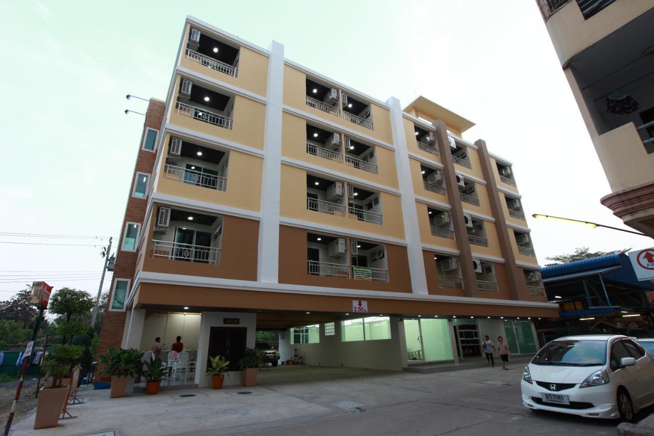 Hotel Rattanasook Residencia Bangkok Exterior foto