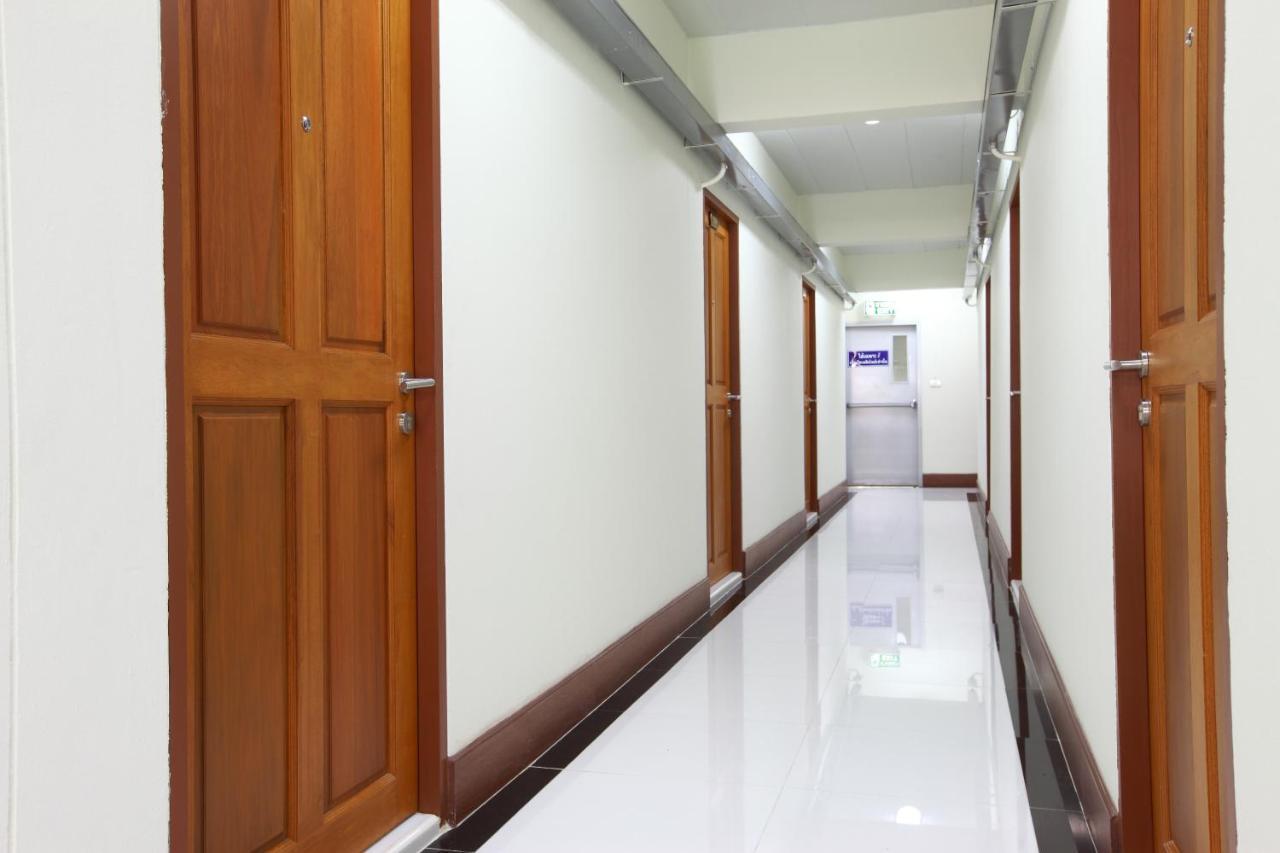 Hotel Rattanasook Residencia Bangkok Exterior foto